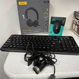 Jabra Evolve 2 65 wireless headset
